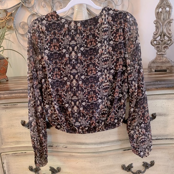 All in Favor Top - Picture 2 of 2